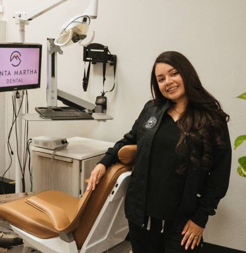 Santa Martha DENTAL ASSISTANT (1) Santa Martha DENTAL ASSISTANT (1)
